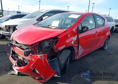 2015 Toyota Prius C Two из США, поврежденный, VIN JTDKDTB3XF1111762